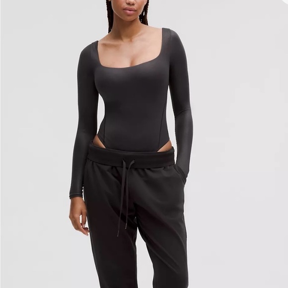 lululemon athletica Tops - Lululemon Wundermost Nulu Squareneck long sleeve Bodysuit